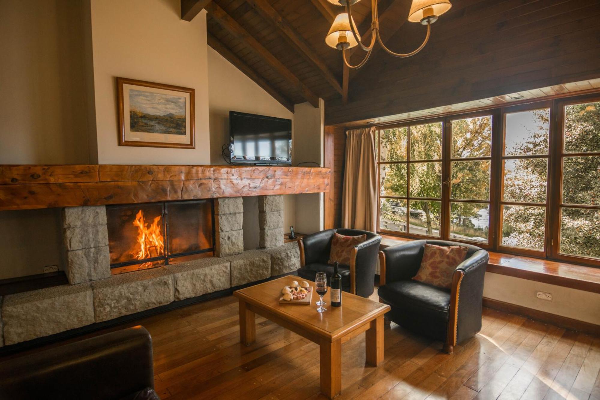 Pailahue Cabanas Lodge San Carlos de Bariloche Exterior photo