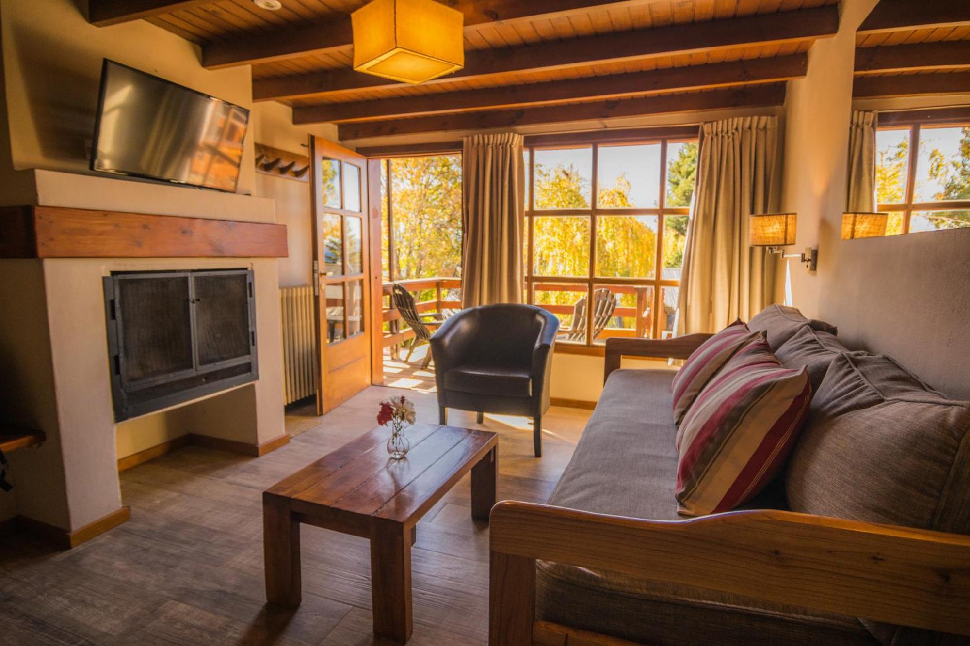 Pailahue Cabanas Lodge San Carlos de Bariloche Exterior photo